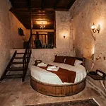 Hotel Vanessa Cave