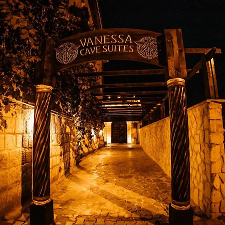 Vanessa Cave * Ürgüp