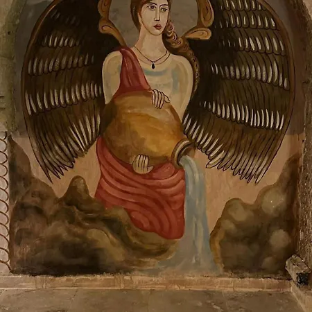 Hotel Vanessa Cave *