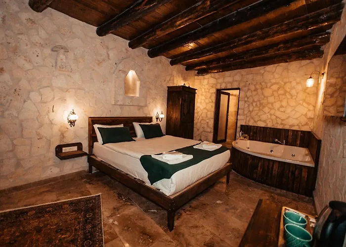 Vanessa Cave * Ürgüp