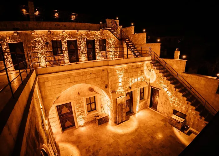 Vanessa Cave 酒店 于尔居普