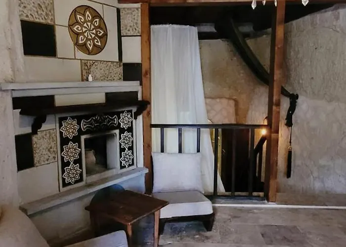 Vanessa Cave Hotel *